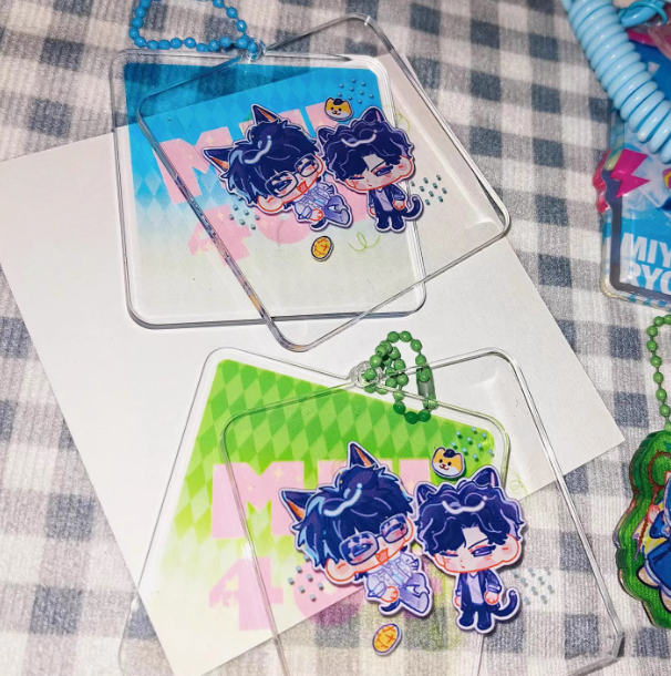 Custom Spinning Acrylic Pendant