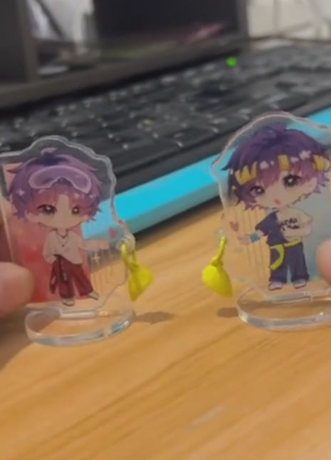 Custom Acrylic Magnet Standees